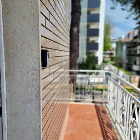 Casa Liana 8 *